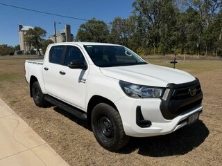 2021  Toyota Hilux SR Double Cab Utility (Glacier White) Used Car Thumbnail